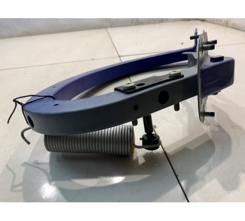 Петля багажника (задняя,левая)