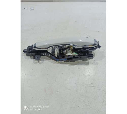 Ручка двери (передняя правая внешняя)