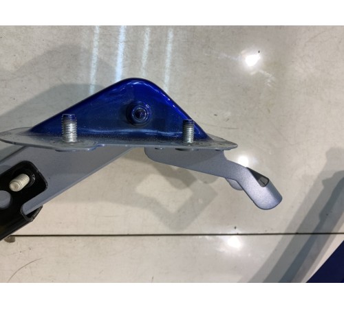 Петля багажника (задняя,левая)