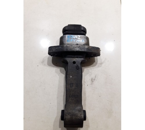 Опора двигателя задняя