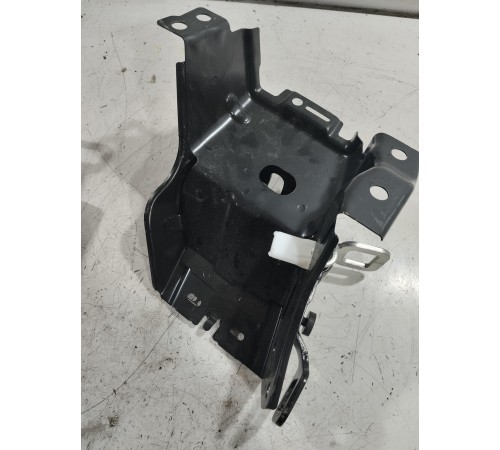 Кронштейн (крепление) амортизатора задний правый