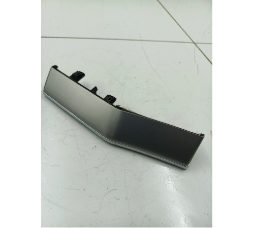 Накладка торпедо декоративная