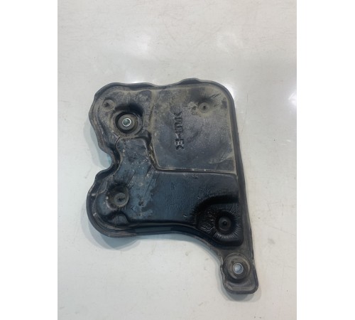 Пыльник двигателя