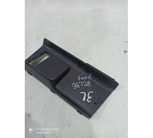 Обшивка багажника левая