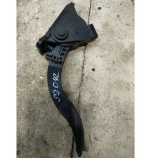 Педаль акселератора