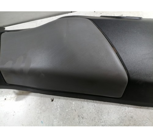 Накладка стойки задняя правая