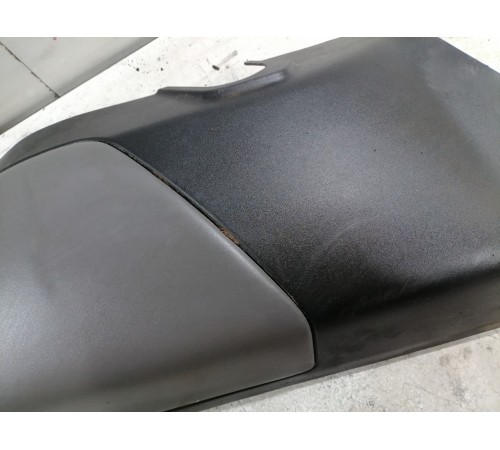 Накладка стойки задняя правая