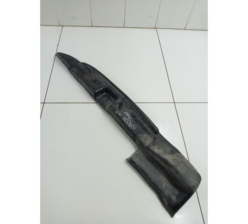 Пыльник крыла передний правый