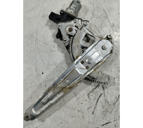 Стеклоподъемник (задний правый)