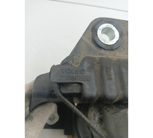 Опора двигателя правая