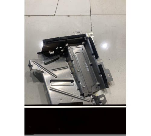 Кронштейн(крепление) блока управления задний левый