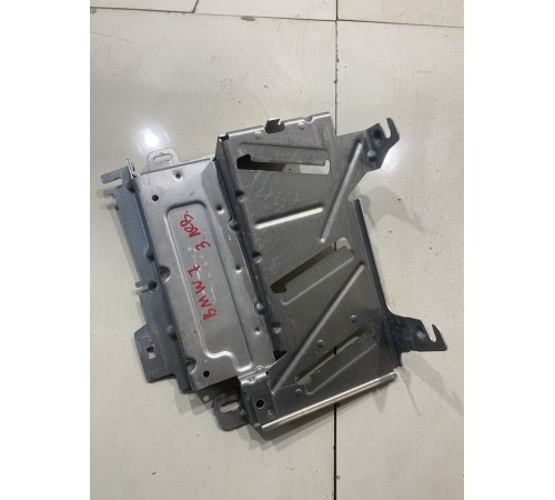 Кронштейн(крепление) блока управления задний левый