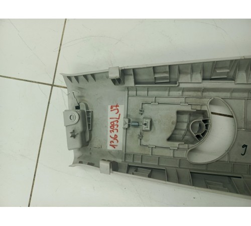 Обшивка стойки левая