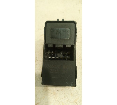 Кнопка стеклоподъемника задняя левая