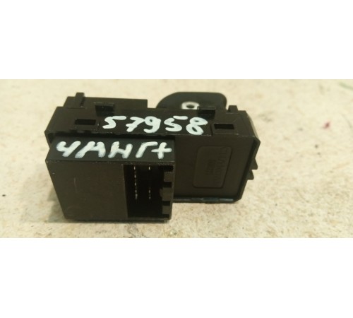 Кнопка стеклоподъемника задняя левая