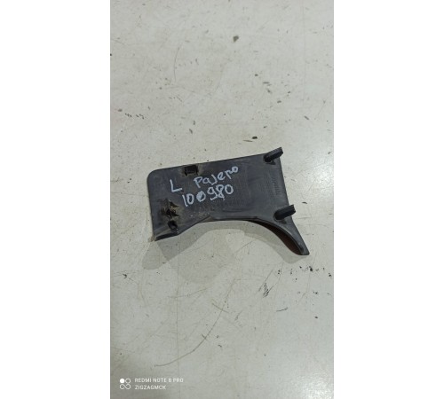Накладка правой центральной стойки левая