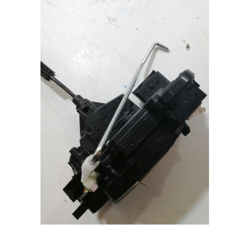 Замок задний левый