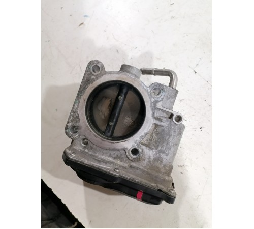 Дроссельная заслонка