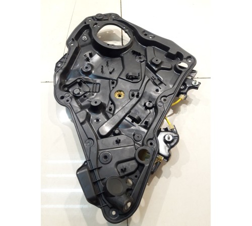 Стеклоподъёмник (задний, правый)