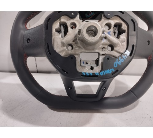 Рулевое колесо (руль) с многофунциональными кнопками