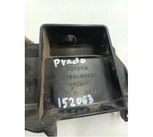 Кронштейн заднего бампера правый