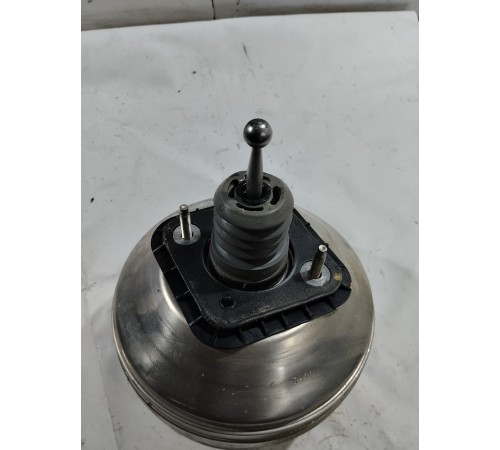 Вакуумный усилитель тормозов