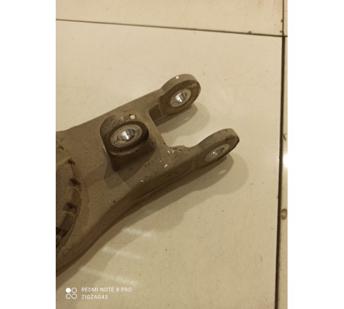 Рычаг подвески поперечный(задний левый)