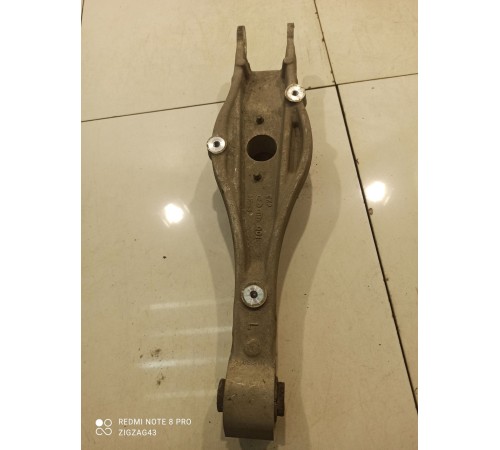 Рычаг подвески поперечный(задний левый)