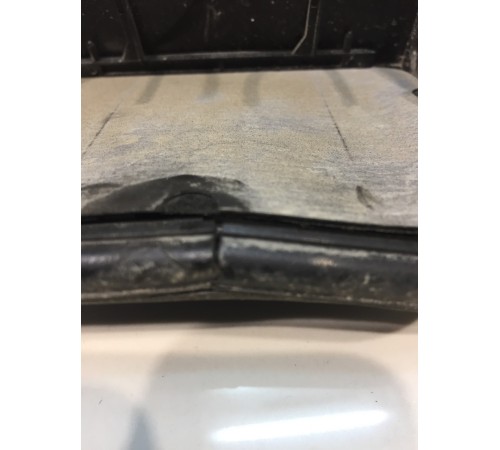 Воздуховод кузова левый