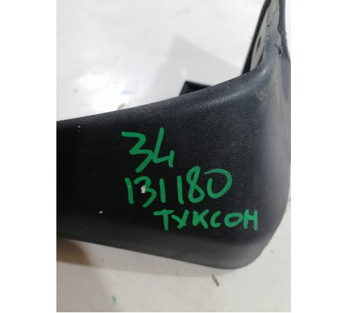 Брызговик задний левый