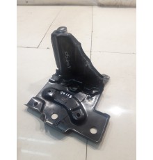 Крепление АКБ