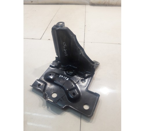 Крепление АКБ