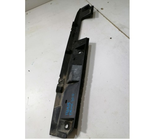 Накладка заднего бампера верхняя правая