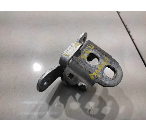 Петля двери (передняя, правая, верхняя)