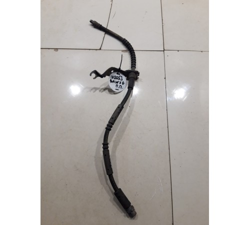 Тормозной шланг(передний правый)