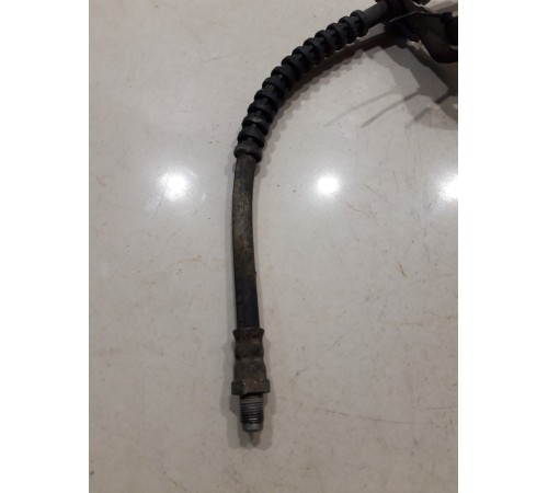 Тормозной шланг(передний правый)