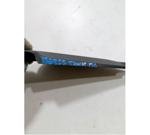 Боковая накладка торпеды правая