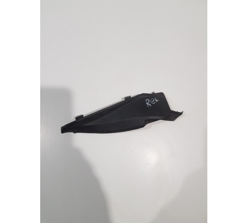 Накладка стойки лобового стекла правая