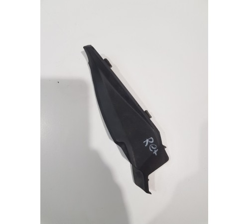 Накладка стойки лобового стекла правая