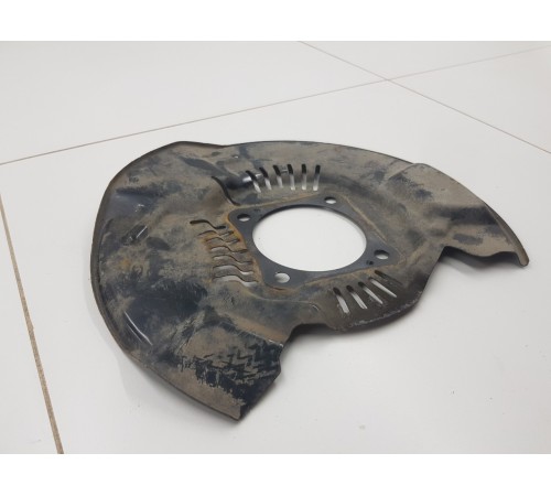 Кожух тормозного диска передний правый