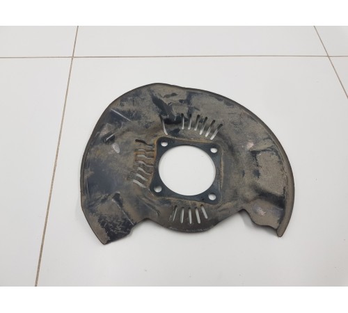 Кожух тормозного диска передний правый