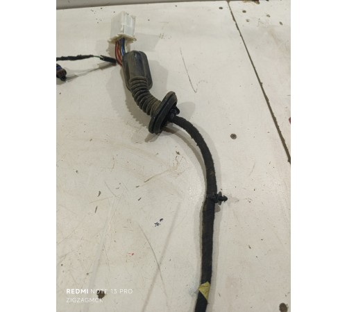 Электропроводка двери задняя левая