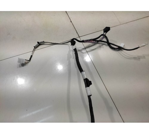 Электропроводка двери (задняя, правая)