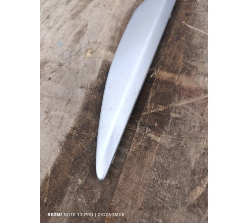 Молдинг двери передний левый