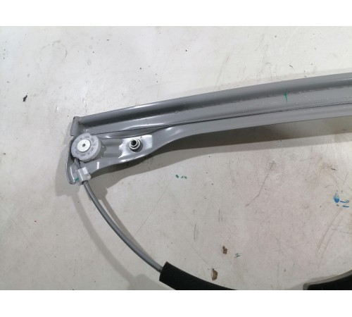 Стеклоподъемник двери задний правый