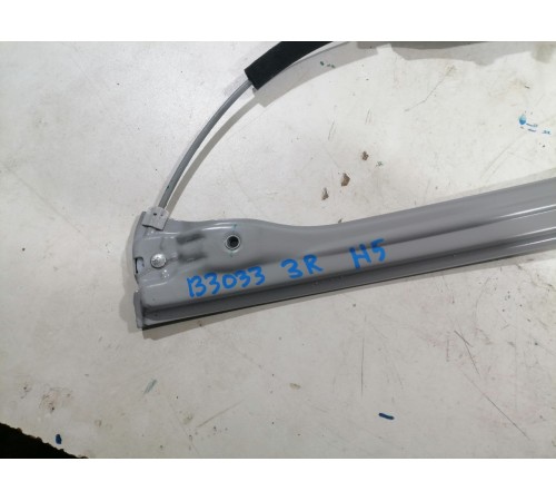 Стеклоподъемник двери задний правый