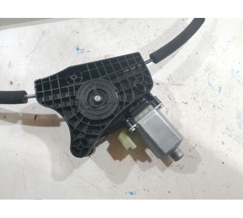 Стеклоподъемник двери задний правый