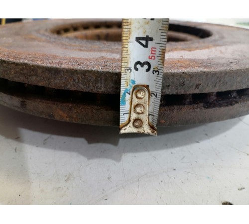 Тормозной диск передний