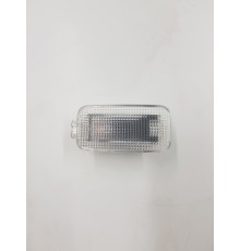 Плафон внутреннего освещения салона