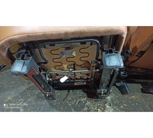 Задний ряд сидений